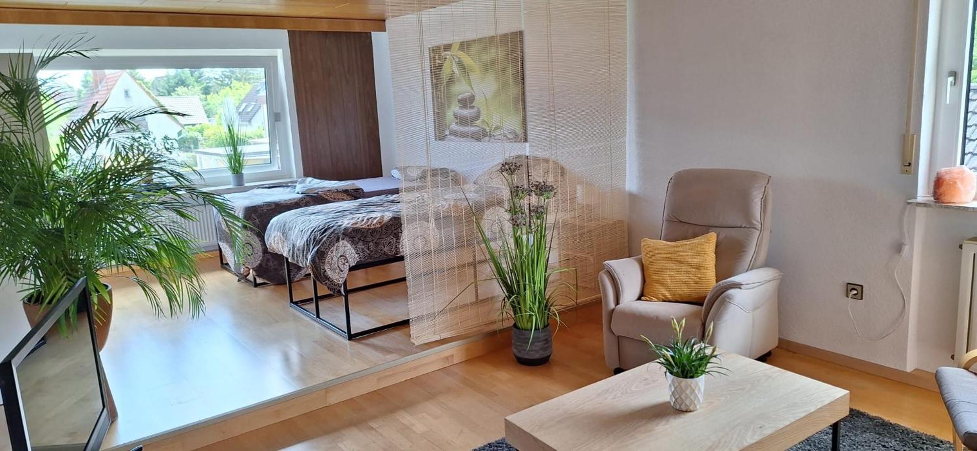 Haus Gartenblick รึสเซิลส์ไฮม์ ภายนอก รูปภาพ