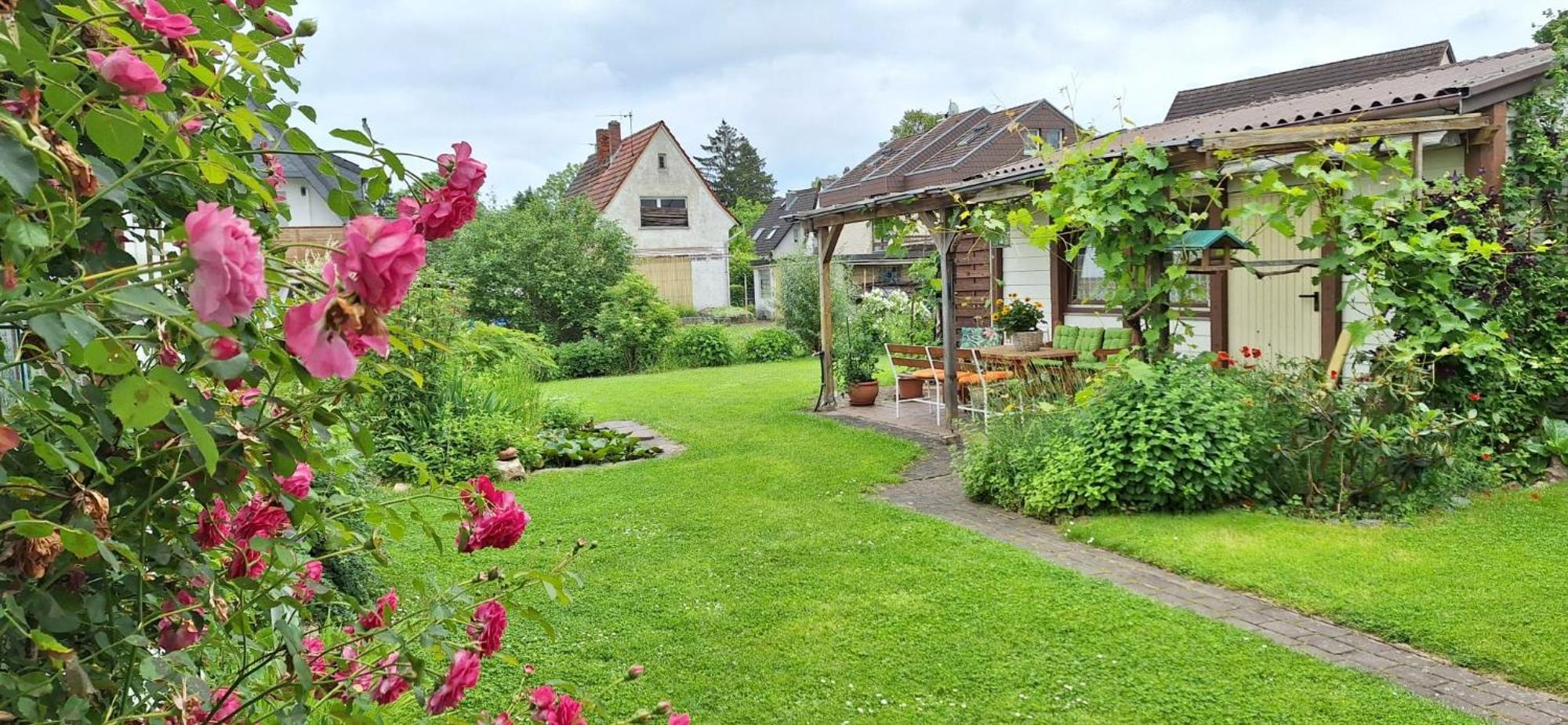 Haus Gartenblick รึสเซิลส์ไฮม์ ภายนอก รูปภาพ